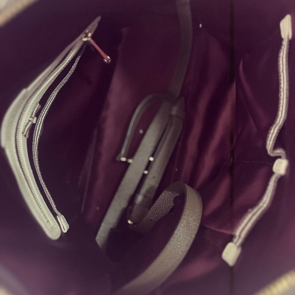 Henri Bendel Olive Green Satchel - Picture 9 of 9